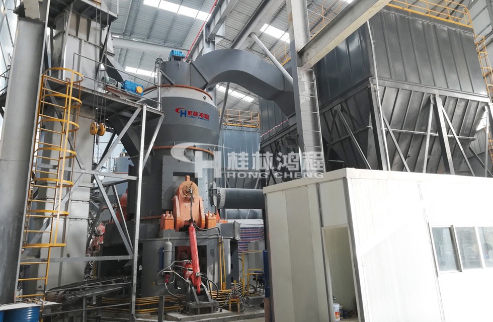 HLM1700高嶺土立磨山西裝機投產達325目22噸加工目標