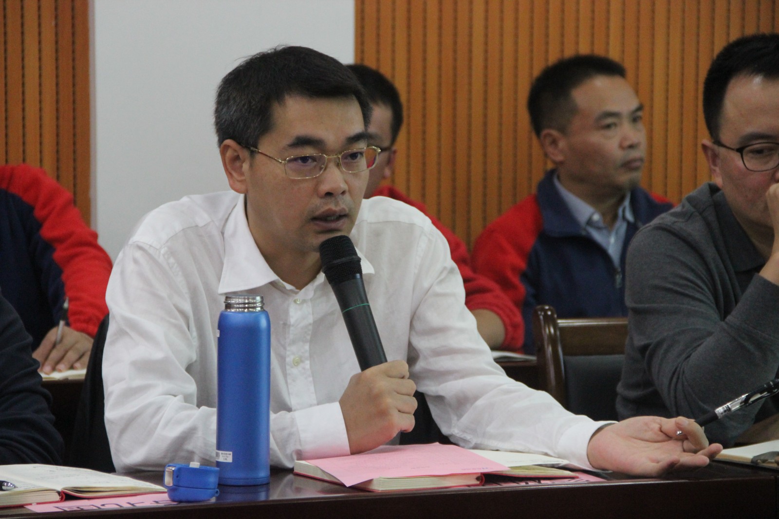 實(shí)事求是、攜手前行,桂林鴻程2021年第三季度管理會(huì)議圓滿結(jié)束 實(shí)事求是、攜手前行,桂林鴻程2021年第三季度管理會(huì)議圓滿結(jié)束